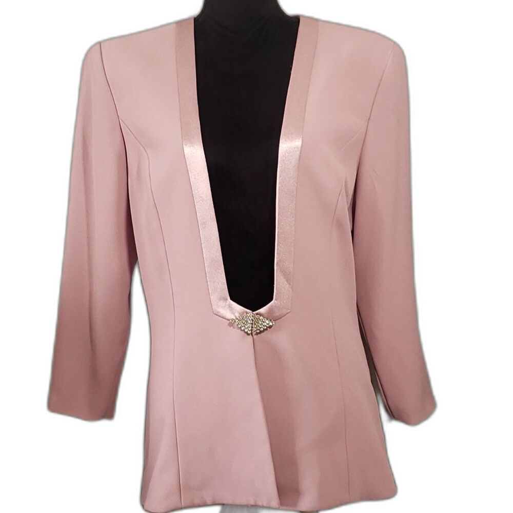Caramia Rose V-Neck blazer Satin lapels Rhinestone brooch clasp Size 14